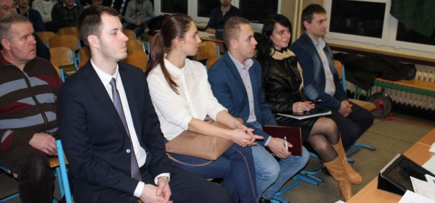 We wszystkich tegorocznych zebraniach uczestniczył radny Kamil Widłok, trzeci od prawej.